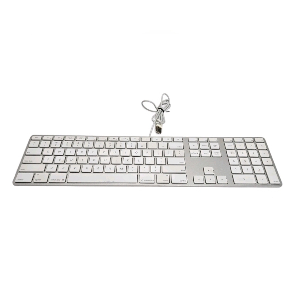 Apple USB Wired Keyboard With Numeric‎ Keypad A1243 USB Outlets 2007 Works